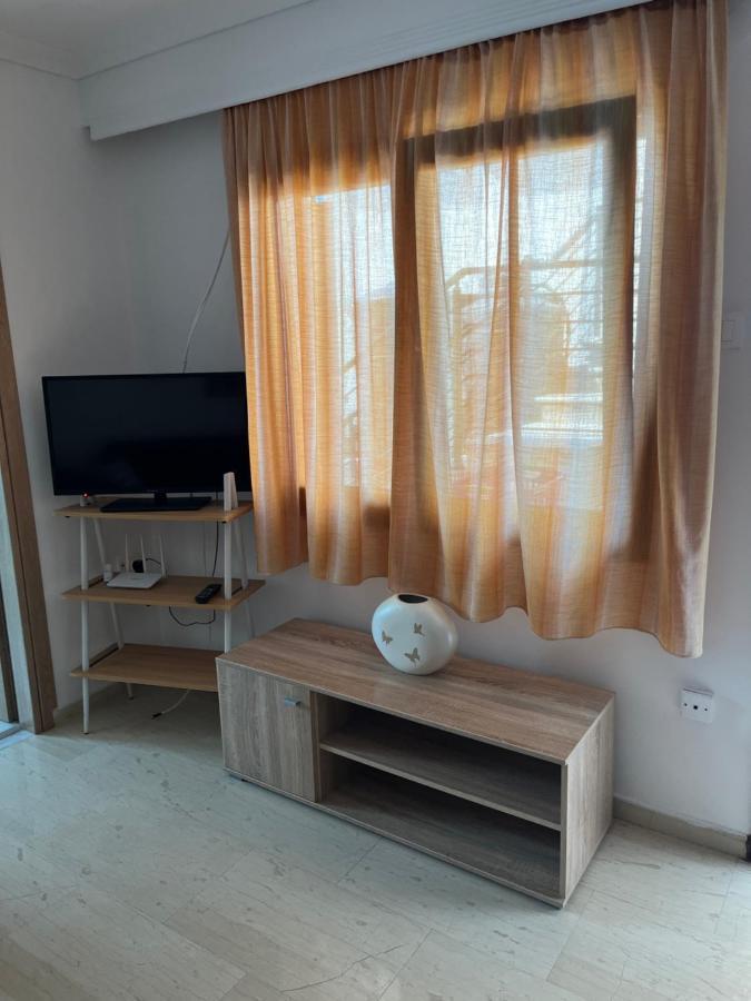 Nantia Apartment Myrina Luaran gambar