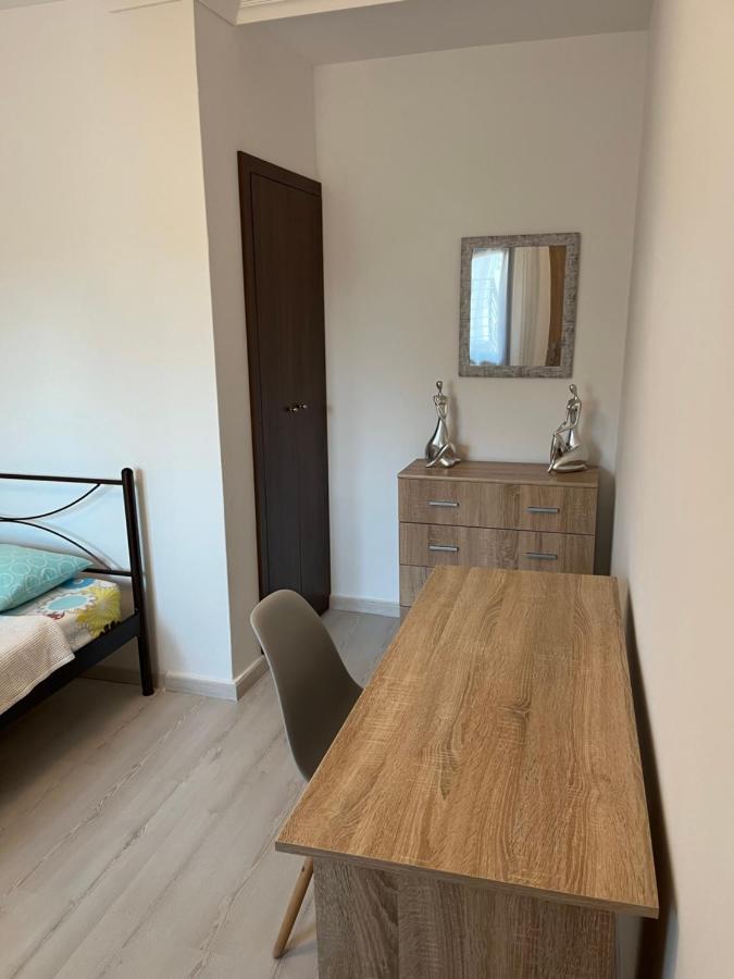 Nantia Apartment Myrina Luaran gambar