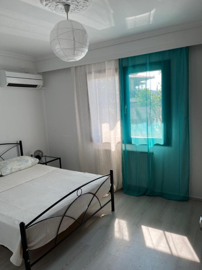 Nantia Apartment Myrina Luaran gambar